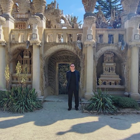 Jean-Baptiste MESONA au Palais Idéal du Facteur Cheval d'Hauterives