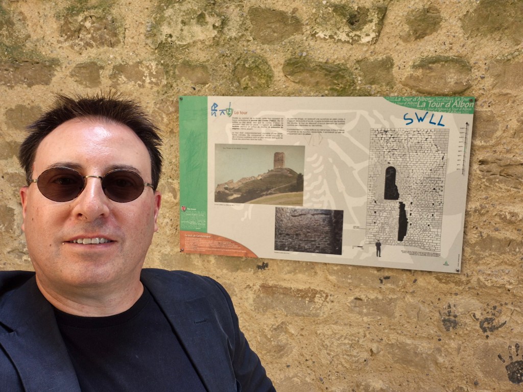 La Tour d'Albon : Berceau du Dauphiné et Table d'Orientation Incontournable de la Drôme du Nord