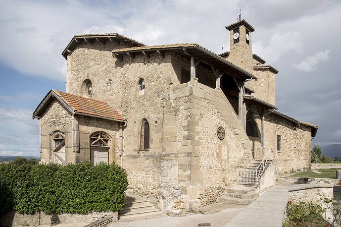 Découvrez le projet de restauration de l’église Saint-Didier d’Alixan, joyau roman du XIIe siècle au cœur d’un village circulaire de la Drôme. Soutenez la candidature d’Alixan au Prix du Public Rhône-Alpes 2025 de la Fondation du Patrimoine. Chaque vote compte !