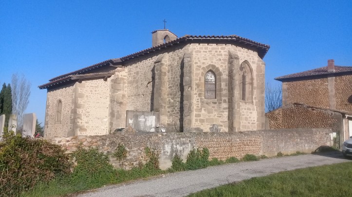Église Saint-Philibert (hameau de Saint-Philibert, commune d'Albon) — église romane du XIᵉ siècle, ancien prieuré dépendant de l'abbaye de Tournus.